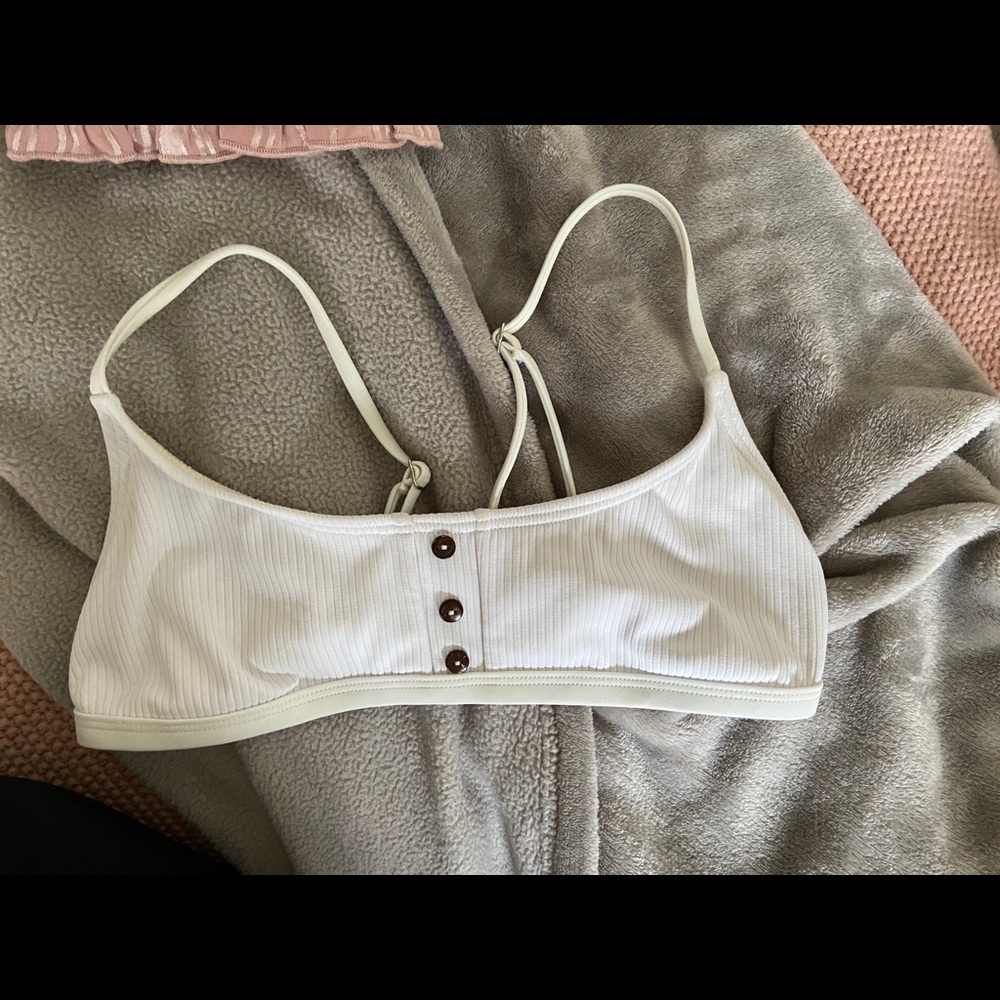 Bikini top